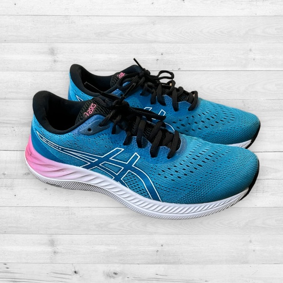 asics womans sneakers